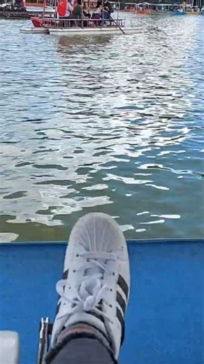 A Day at Burnham Park | Boat Ride