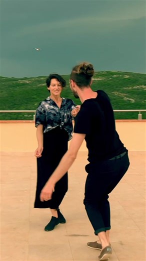 Modern Swing Dance with Emeline Rochefeuille