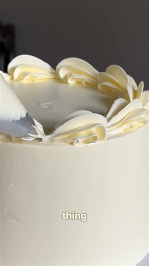 how to decorate cake faster: buttercream secrets!