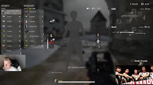 Sambty：【绝地搞笑】倒霉熊之认错亲戚被喷子无情倒地