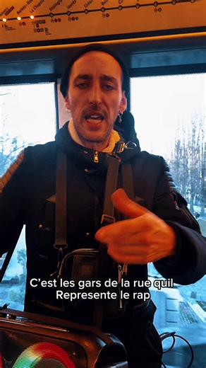 Mehdi - Rap dans le metro a Paris #rap #rapparis #hiphop #cookinsoul #rapderue