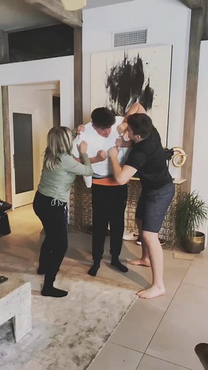 100 Layers or T-shirt’s Challenge... Gone Wrong! 😵