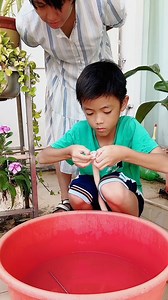 1.6M views · 8K reactions | I never thought pig intestines could be cleaned like this; this leather jacket is really capable.#Children #Invention #Funny #Happy #littleyangshow #fblifestyle | Little Yang Show | Facebook