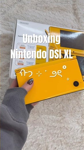 Unboxing a Nintendo DSI Xl from vinted 𝜗𝜚⋆₊˚ #nintendo #dsixl #retrogaming #fyp #handheldgaming