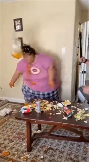 EVICTION: Woman KNOCKED OUT in FOOD FIGHT with COPS