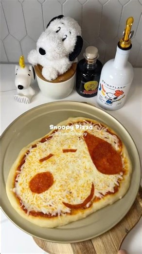 Snoopizza - snoopy pizza by SunniSnoopy