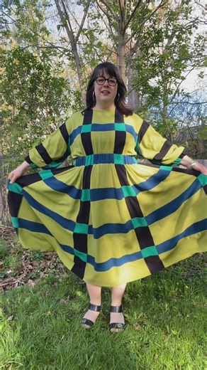 Meg | A non-sequential, non-exhaustive year end wrap-up of my 2025 sewing and knitting projects! ❤️ | Instagram