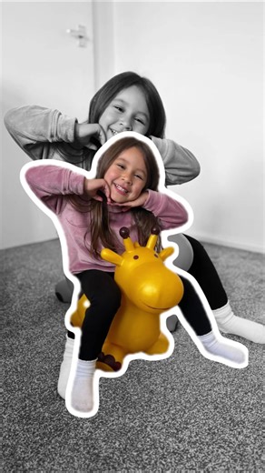 Giraffe jumping fun 🦒 Shop in the 🧺 #CapCut