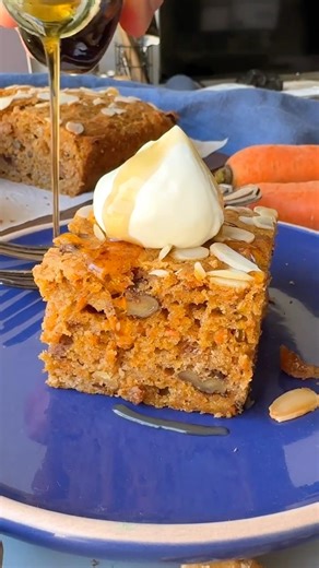Yogurt Carrot Cake (One Bowl)