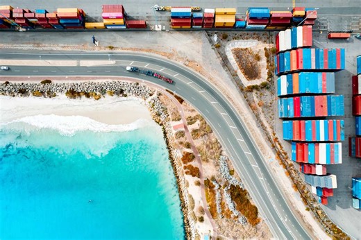 Patrick Terminals strikes 'historic' stevedore pay deal with union