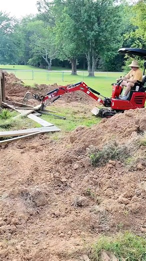 Mini Excavator Clearing Debris | BMerle Freeman