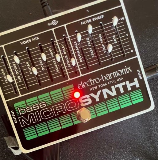 EHX Bass Micro Synth