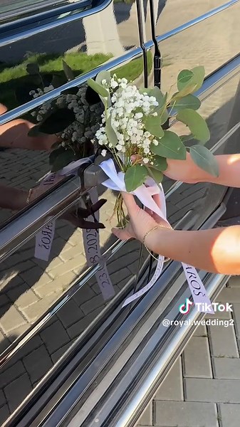 How to tie a ribbon on a wedding car? ✨ #wedding #weddingday #weddingvibes #weddingtok #weddingplanning