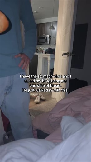 Funny Reaction to Unusual Bread Delivery