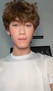 Dnz hot blond twink cum shot