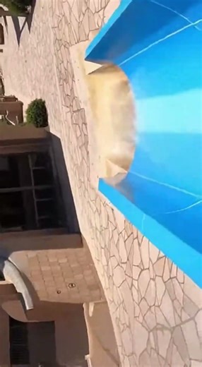 😱 EXTREME Water Slide Fail: He Flew Right Off! #WaterSlideFail #Aquapark #ScaryMoments #FailVideo