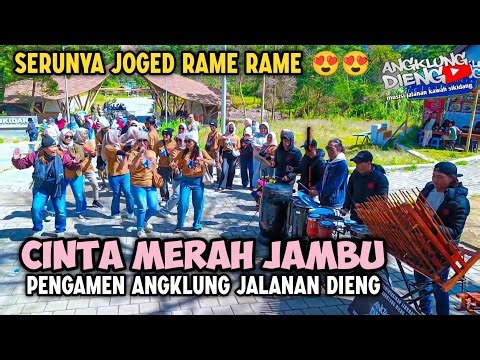 CINTA MERAH JAMBU - BUKIT BERBUNGA | PENGAMEN ANGKLUNG JALANAN DIENG Kawah Sikidang