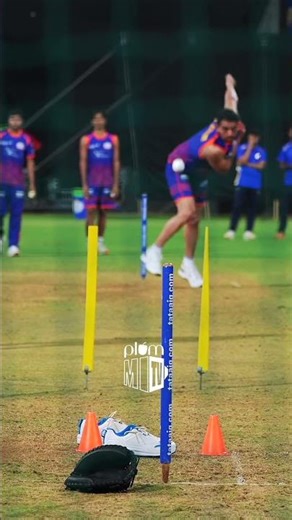 Yeh kya kar diya, Deepak bhai 🫣 | #MumbaiIndians #OneFamily #TATAIPL