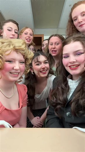 working 9 to 5 #9to5 #musical #cast #musicals