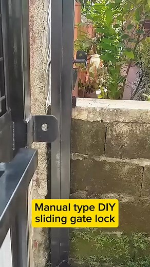 17K views · 58 reactions | Manual 'do it yourself' (DIY) slidinggate lock. Very nice idea. #fblifestyle #diy #Lock #slidinggate #ideas #howto #unique #style #tips #design #amazing #viral #love #minimalist #savemoney | Gerald Aldea | Facebook