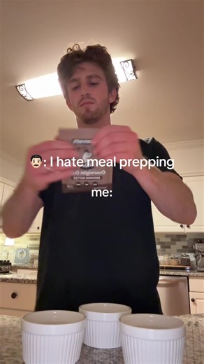 The easiest breakfast you’ll ever make #oatmeal #oats