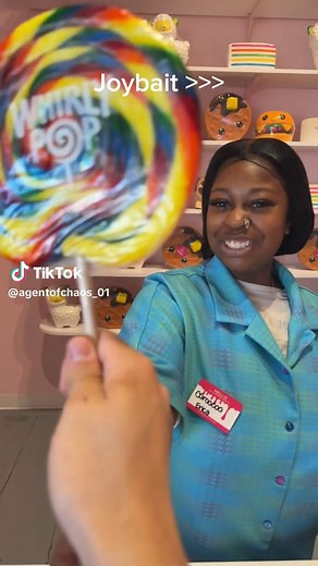 Oversized Lollipop & Ring Around the Rosie Fun
