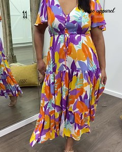 151K views · 676 reactions | The Marina Dress in Purple Tropical Leaves - SO FREAKING PRETTY! So, so pretty. The print is stunning, the dress is sooo beautiful and so flattering and just so nice, the way it just drops and floats behind you as you walk. A flattering V Neck, beautiful sleeves, there’s nothing not to love about it x x Shop HERE: vineapparel.com/collections/dresses/products/marina-dress?variant=39836870246534 | Vine Apparel | Facebook