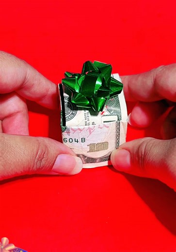 Caja De Regalo Hecha Con 2 Billetes De $10