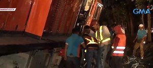 PNR repairs rails round the clock but derailed train has yet to be removed