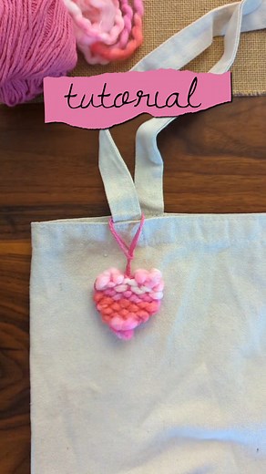 1.4M views · 9K reactions | Cardboard Loom Weaving Mother's Day Bag Charm Tutorial ♥️ #easycrafts #kidcrafts #mothersdaygiftideas #cardboardcrafts #mothersday | Studio Rosie | Facebook