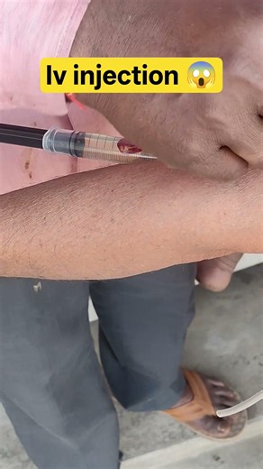 iv injection insert technic #healthtips #healthcare