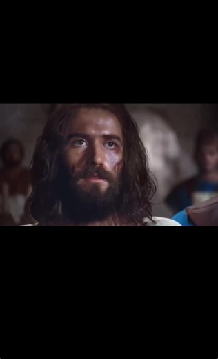 Jesús nos enseña que no siempre debemos convencer a los demás de quiénes somos. Hay corazones que, aunque escuchen la verdad, no quieren aceptarla.🙏❤️‍🩹 #Jesús #EnseñanzaDeJesús #Fe #Dios #Biblia