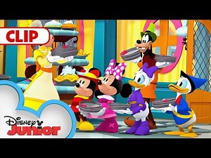 Clarabelle's Pie Day 🥧| Mickey Mouse Funhouse | ‪@disneyjr‬