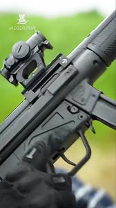 Awesome Suppressed HK MP5 music player 🔫🎶💥 máy nghe nhạc gắn giảm thanh HK MP5 🔫🎶 - Youtube: @jaegerz999 | Tacticool Operators Cosplay Team