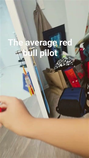 the average red bull pilot be like