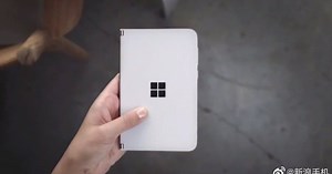 Microsoft shows off dual-screen Surface Duo phone