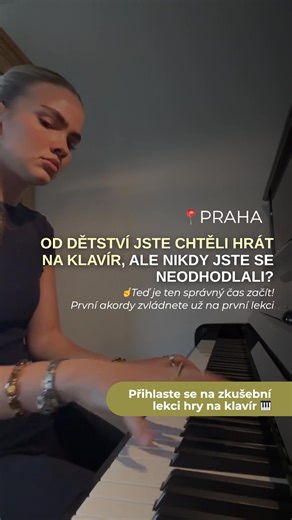 Zveme všechny zájemce na lekce v naší hudební škole v Praze! Pro koho jsou lekce určeny: - Pro ty, kdo se chtějí naučit zpívat své oblíbené skladby nebo je hrát na kytaru, bicí či klavír - Pro ty, kdo si myslí, že mají problém se sluchem nebo rytmem - Pro ty, kdo už ovládají hudební nástroj, ale chtějí se dále zlepšovat - Pro ty, kdo se učili u jiných učitelů, ale stále nedosáhli vysněného výsledku Co během lekcí získáte: - Naučíte se hrát na nástroj a budete si jistí při hraní doma i mezi přáte