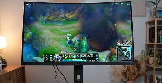 MSI MAG 321CUPDF Review - World's First Dual-Mode Curved Gaming Monitor