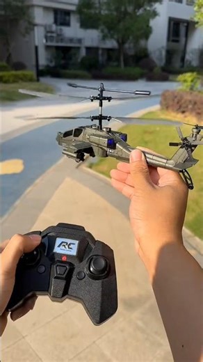 I Tried The Most Realistic Mini Helicopter 🚁😱#youtubeshorts#helicopter#toysforkids #myfirstvlog#usa