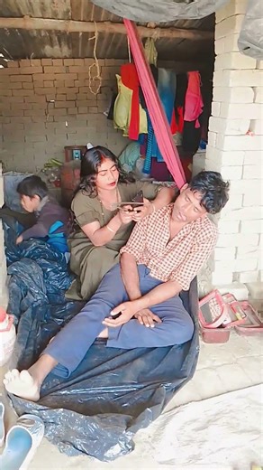 kceh hello mummy Raat ladai ho gai #comedy #kabhikushikabhigham #jokesmemes #jokesonyou