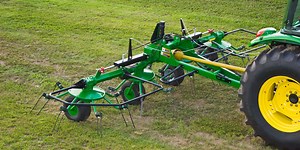 How to Choose the Right Hay Tedder for You