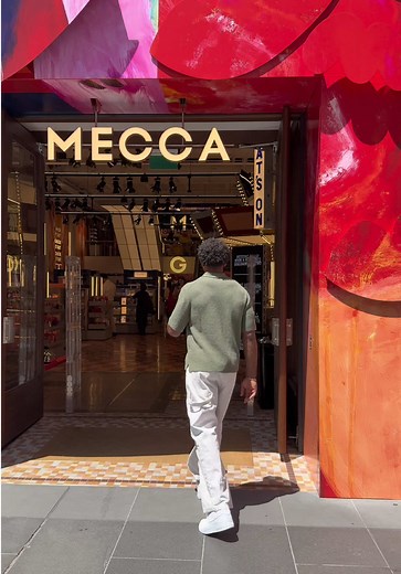 Discover Perfume Gifting at MECCA for Every Occasion