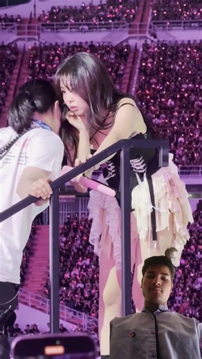 BLACKPINK#Lisa Rose#jisoojennie Hong Kong concert direct shooting is so close that it is within reac