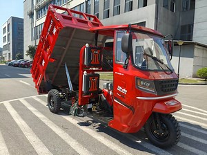 [Hot Item] Self Unloading Cabin Three Wheel Motorcycle with Hydraulic Dumper Rickshaw