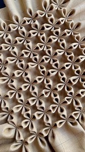 Stunning Close Up of the Floral Smocking for Handbag 👜🔥 by gingerrellina london | Fubiz