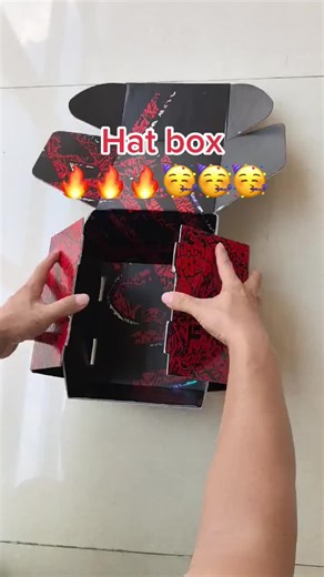 Creative Ideas for Custom Hat Boxes and Caps