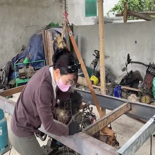 Time lapse video of the entire car restoration process, all the old parts Part 119 | Cordle Family | Facebook