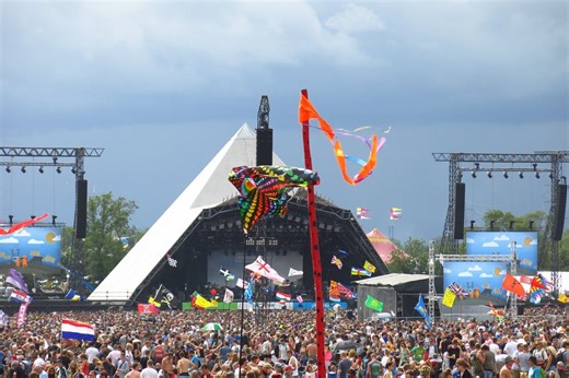 Glastonbury 2025: Full lineup and stage times today including Rod Stewart and Olivia Rodrigo