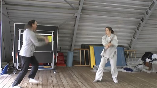 拉其普特武术：杖，塔瓦，pata，匕首自由对练