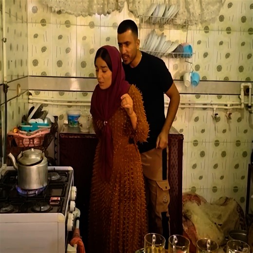 Caught in Vahid’s trap, the pregnant and unfaithful Nusibeh is thrown out of the house | Nomad Shows